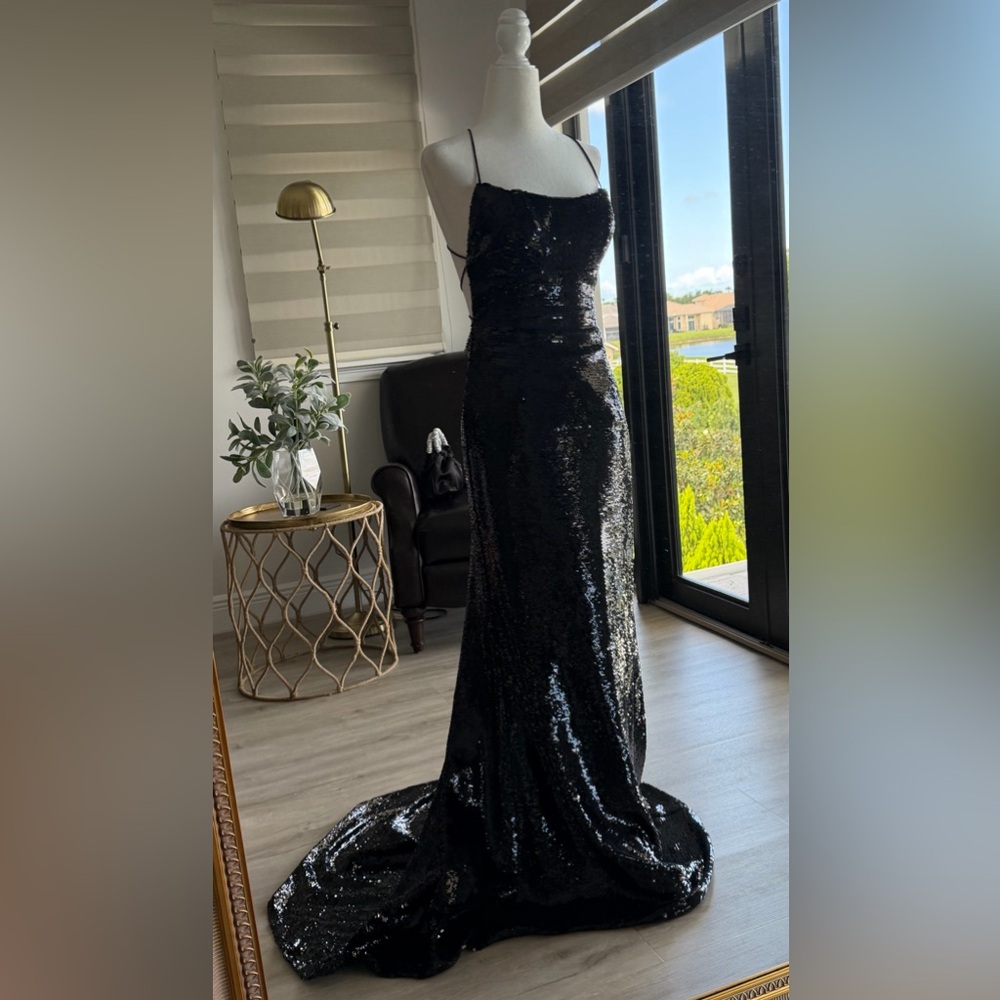 Sherri Hill Black Sequin Mermaid Gown Open Back Maxi Dress Size 6
